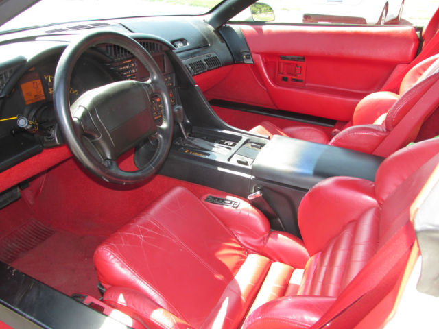 1992 White Chevrolet Corvette Coupe