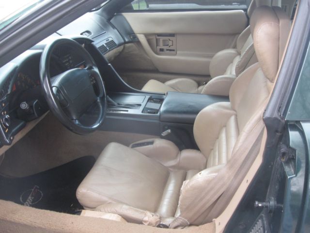 1992 Green Chevrolet Corvette Hatchback