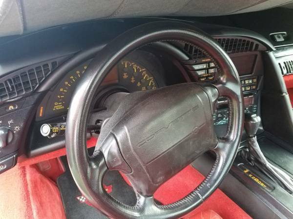 1992 White Chevrolet Corvette Convertible