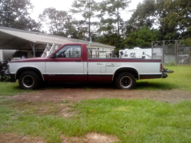 1992 SilverBlack Chevrolet S-10