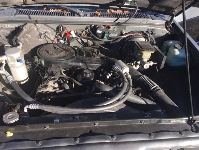 1992 SilverBlack Chevrolet S-10