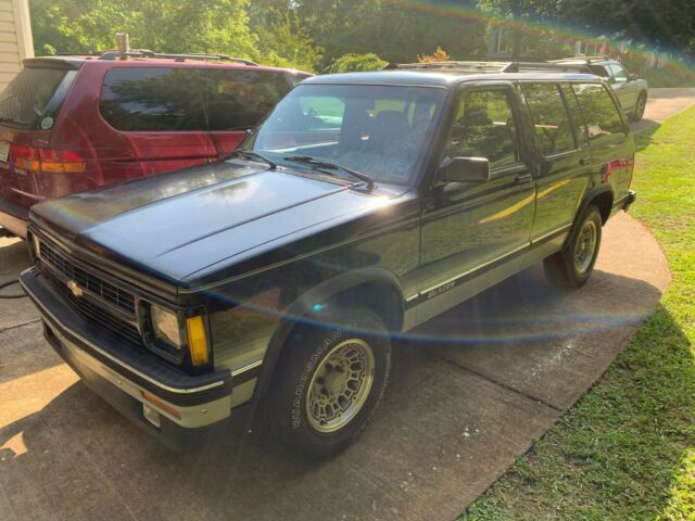 1992 Black Chevrolet Blazer SUV