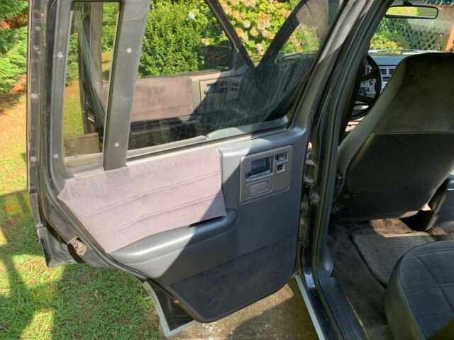 1992 Black Chevrolet Blazer SUV