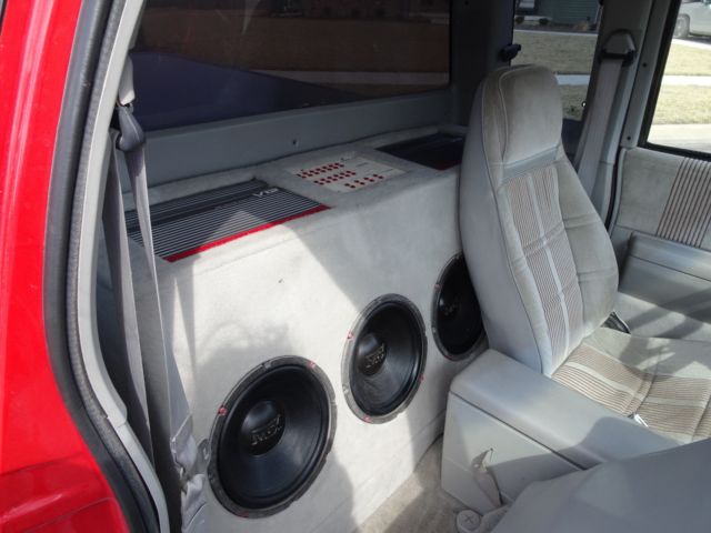 1992 Red Chevrolet S-10 Extended Cab Pickup