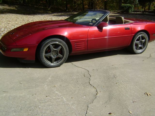 1992 Red Chevrolet Corvette Convertible
