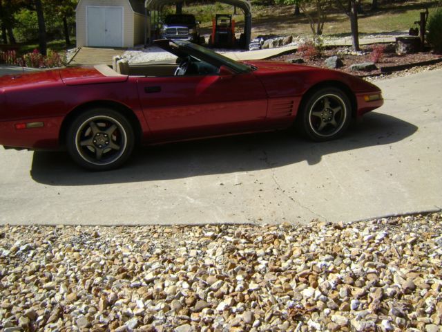 1992 Red Chevrolet Corvette Convertible