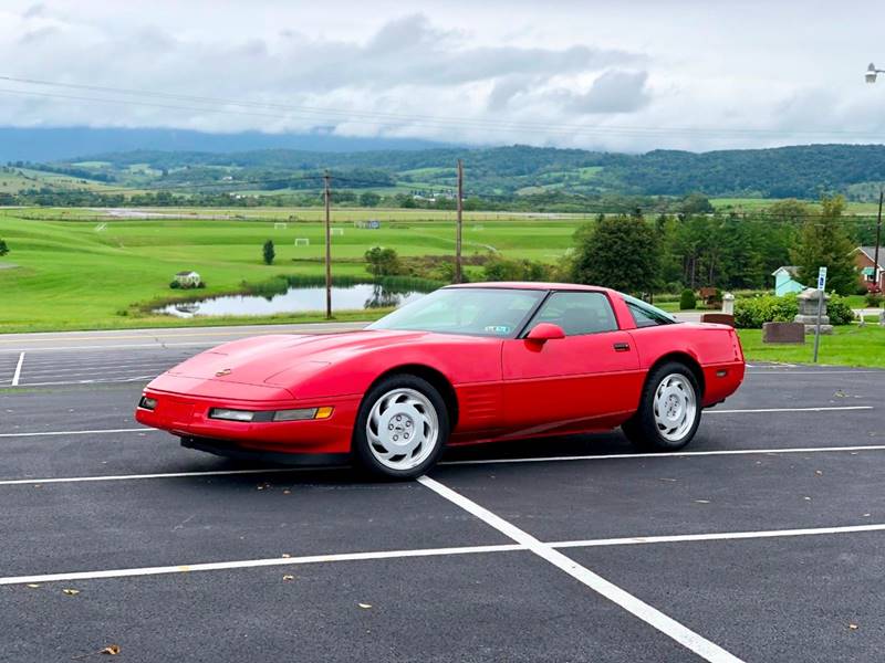 1992 Red Chevrolet Corvette Hatchback