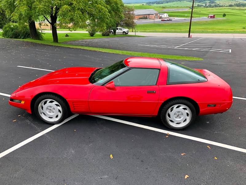 1992 Red Chevrolet Corvette Hatchback