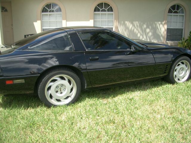 1992 Black Chevrolet Corvette Coupe
