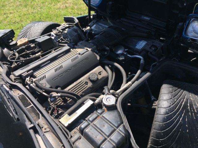 1992 Blue Chevrolet Corvette Coupe