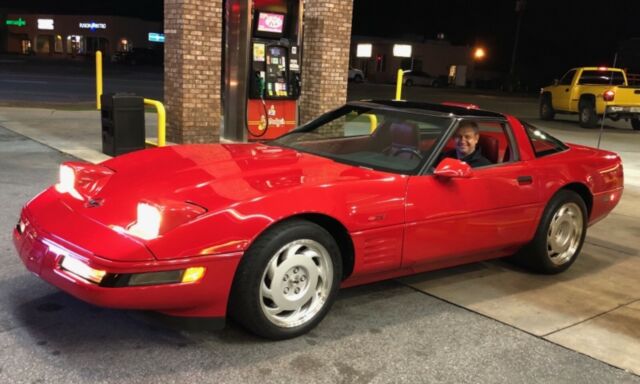 1992 Red Chevrolet Corvette Coupe