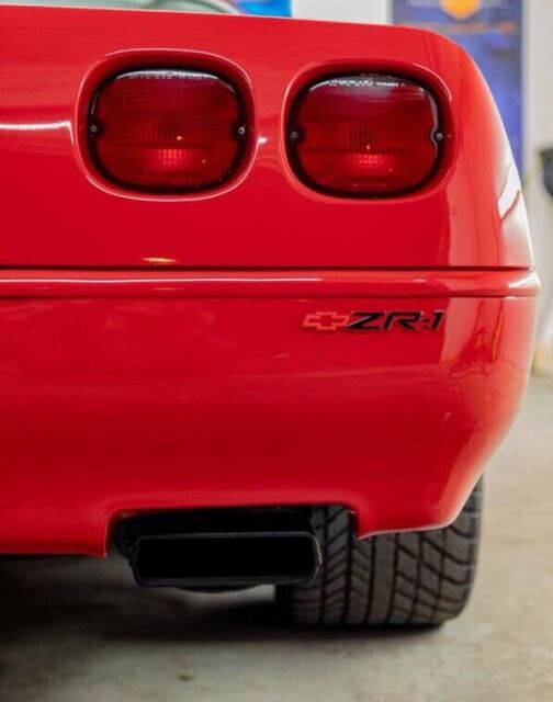 1992 Red Chevrolet Corvette Coupe