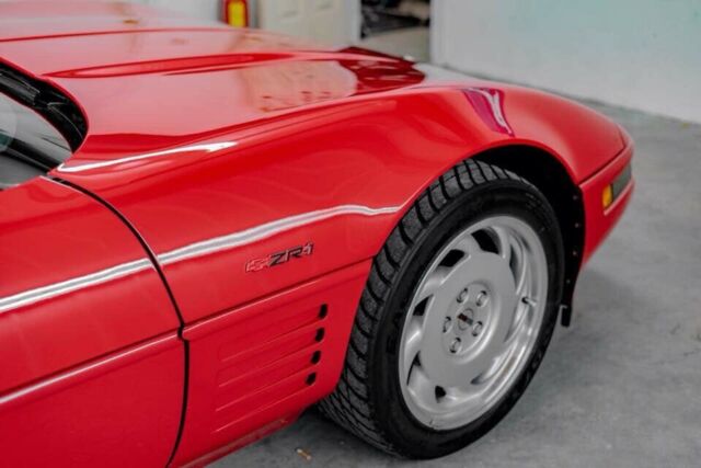 1992 Red Chevrolet Corvette Coupe
