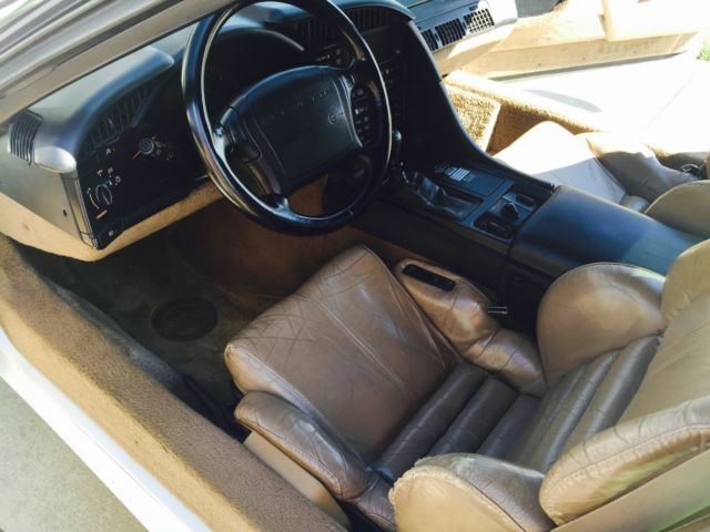 1992 White Chevrolet Corvette Coupe