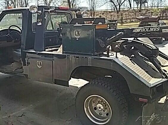 1992 Teal Ford F-350 Cab & Chassis