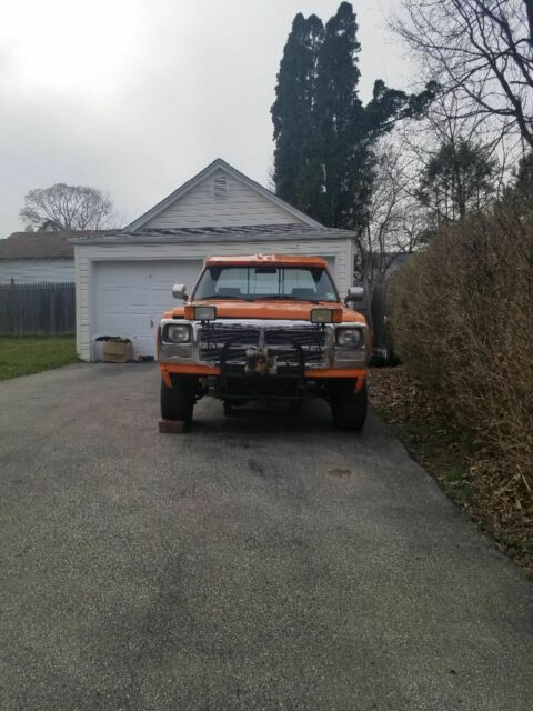 1992 Dodge Ram 1500 Standard Cab Pickup