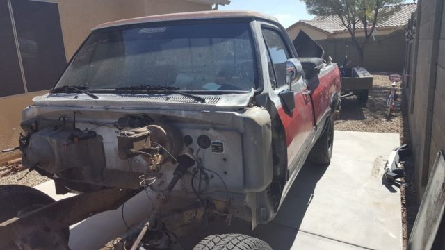 1992 White Dodge Ram 2500 Standard Cab Pickup