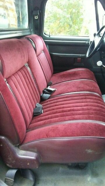 1990 Dodge Ram 2500 Standard Cab Pickup