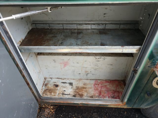 1991 Green Dodge Ram 2500 Service Utility body