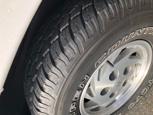 1992 white Ford E-Series Van Van Camper