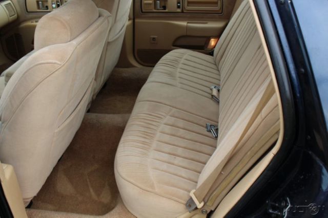 1992 Blue Buick Roadmaster Wagon