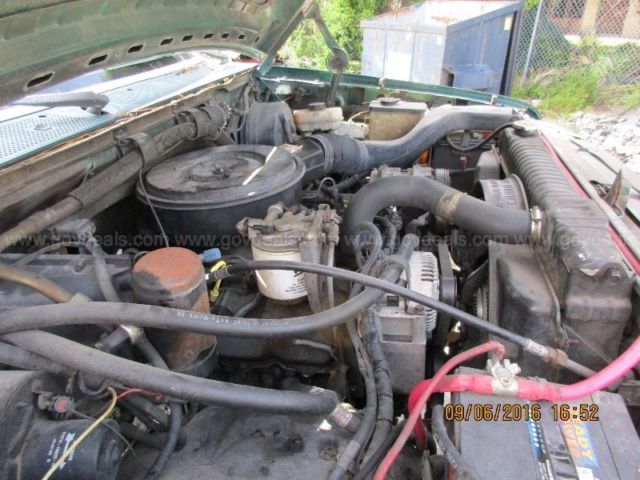 1992 Green Ford F-350 Standard Cab Pickup