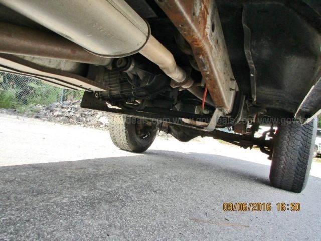 1992 Green Ford F-350 Standard Cab Pickup