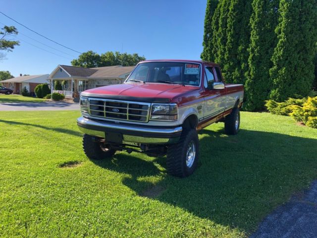 1992 Red Ford F-250 Extended Cab Pickup