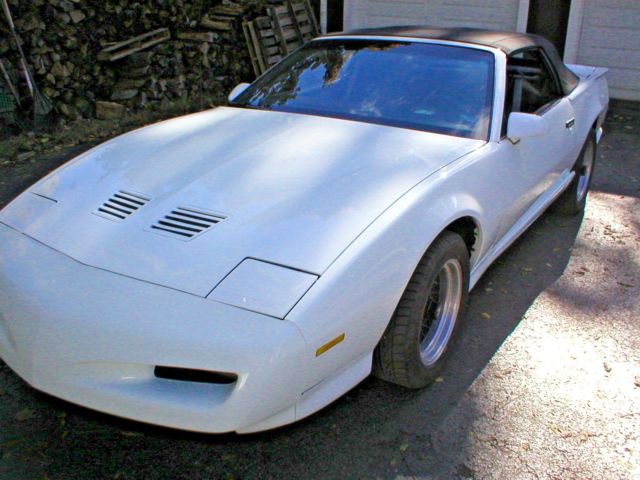 1992 White Pontiac Firebird Convertible