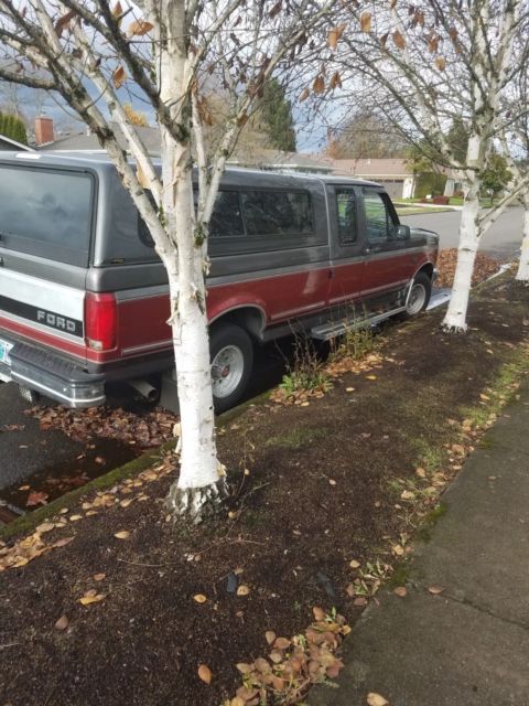 1992 Gray Ford F-150 Extended Cab Pickup