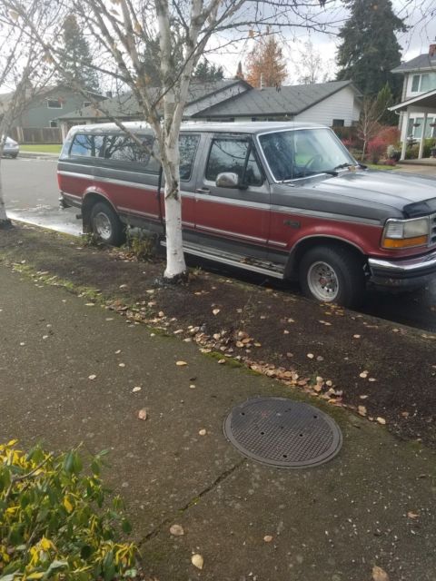 1992 Gray Ford F-150 Extended Cab Pickup