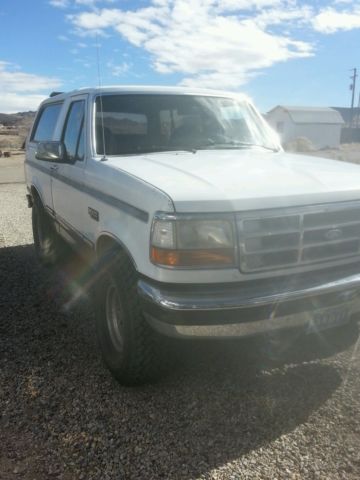 1992 White Ford Bronco