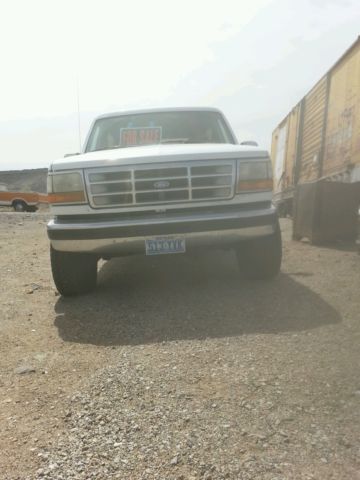 1992 White Ford Bronco