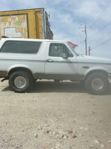 1992 White Ford Bronco