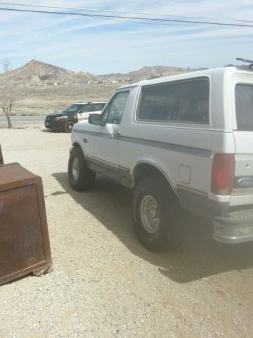 1992 White Ford Bronco