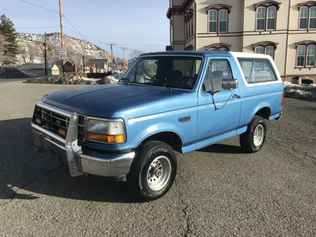 1992 Blue Ford Bronco SUV