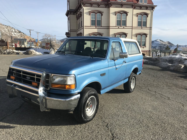 1992 Blue Ford Bronco SUV