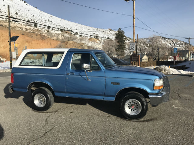 1992 Blue Ford Bronco SUV