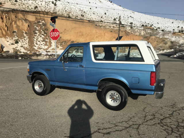 1992 Blue Ford Bronco SUV