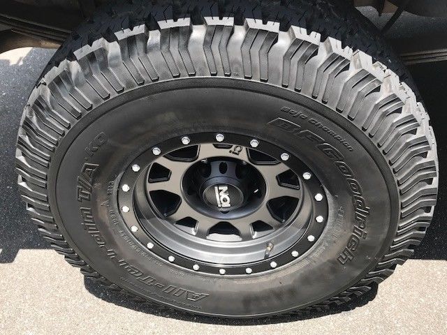 1992 White Ford Bronco SUV