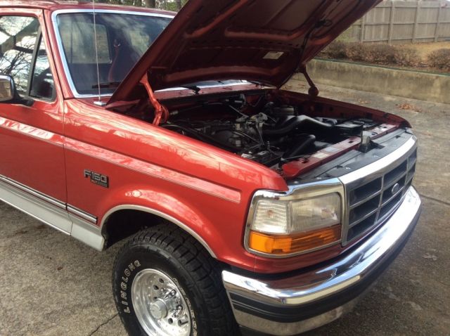 1992 Burgundy Ford F-150 Extended Cab Pickup