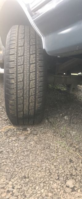 1992 Black Ford F-150 Standard Cab Pickup