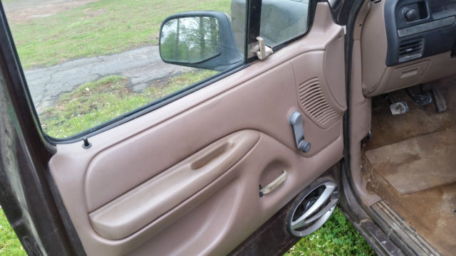 1992 UPS BROWN Ford F-150