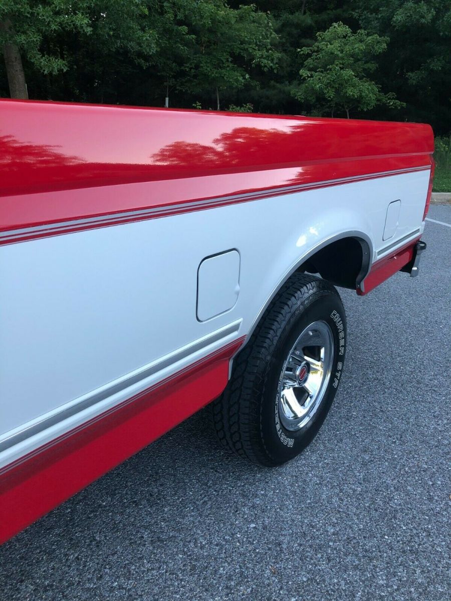 1992 Red Ford F-150 Cab & Chassis