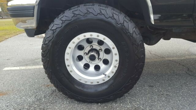 1992 Black Ford F-150 Standard Cab Pickup