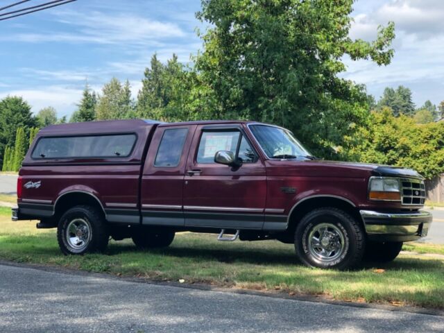 1992 Burgundy Ford F-150 Extended Cab Pickup