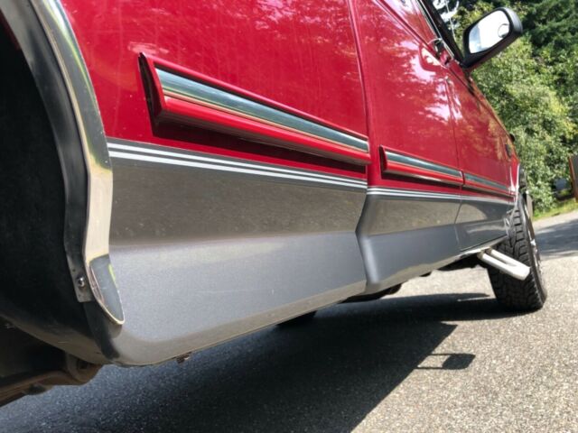 1992 Burgundy Ford F-150 Extended Cab Pickup