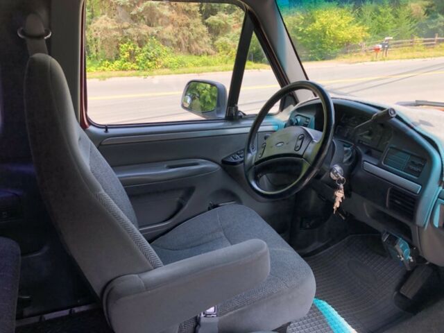 1992 Burgundy Ford F-150 Extended Cab Pickup