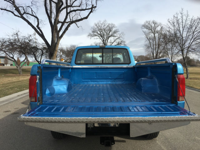 1992 Blue Ford F-250 Extended Cab Pickup