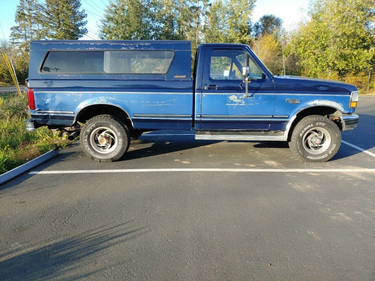 1992 Blue Ford F-250 Pickup